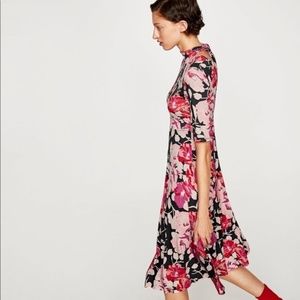 Zara Size S Floral High Neck Knee-Length Dress